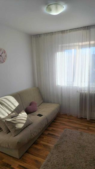 Apartament semidecomandat în Central