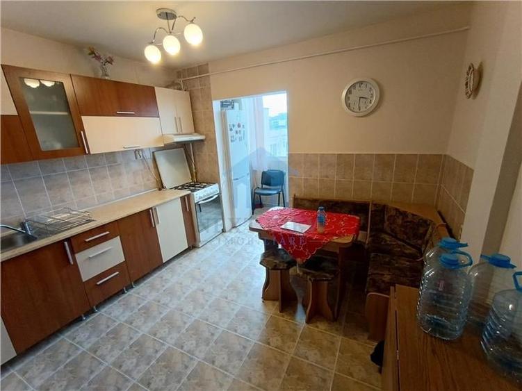 Apartament cu 2 camere decomandat în Zorilor