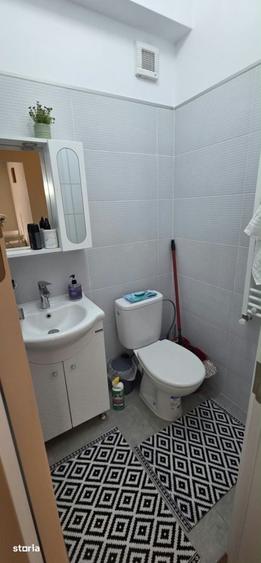 Apartament cu 3 camere decomandat în Craiovei