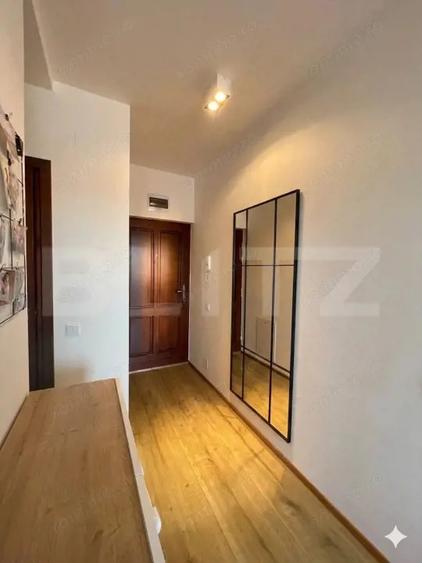 Apartament cu 3 camere semidecomandat, mobilat în Baciu