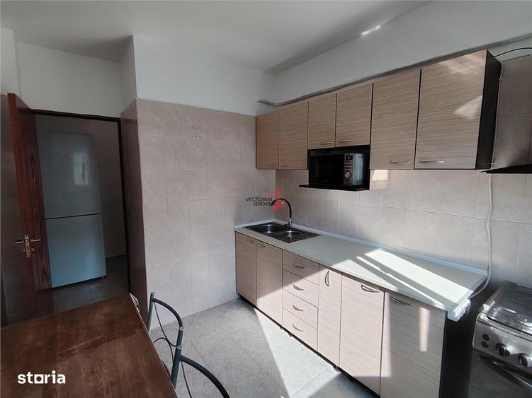 Apartament cu 2 camere decomandat în Basarabia