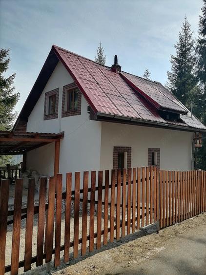 Casă cu 4 camere cu Teren 800 Mp în Exterior Vest