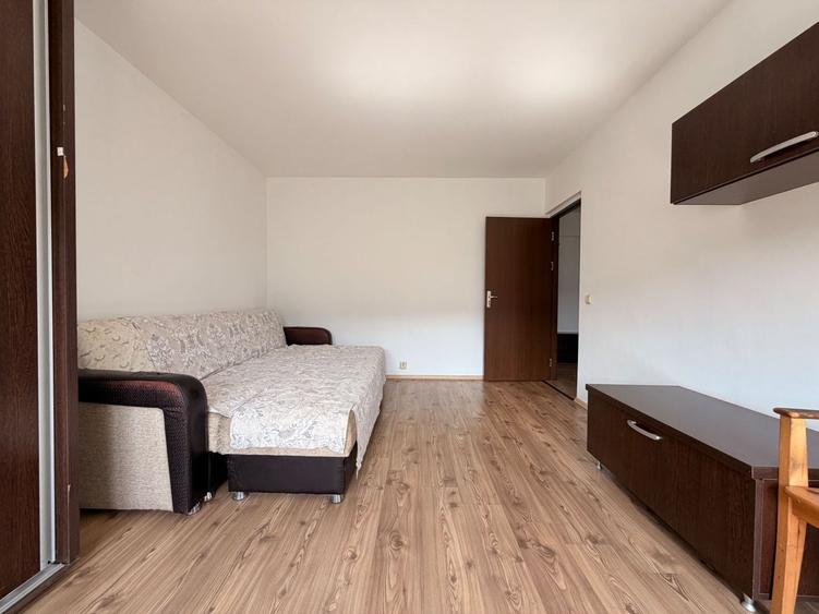 Apartament cu 2 camere decomandat, mobilat în Aviației