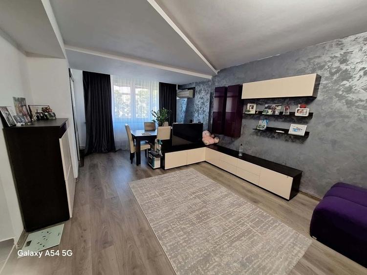 Apartament cu 2 camere decomandat în Popoveni