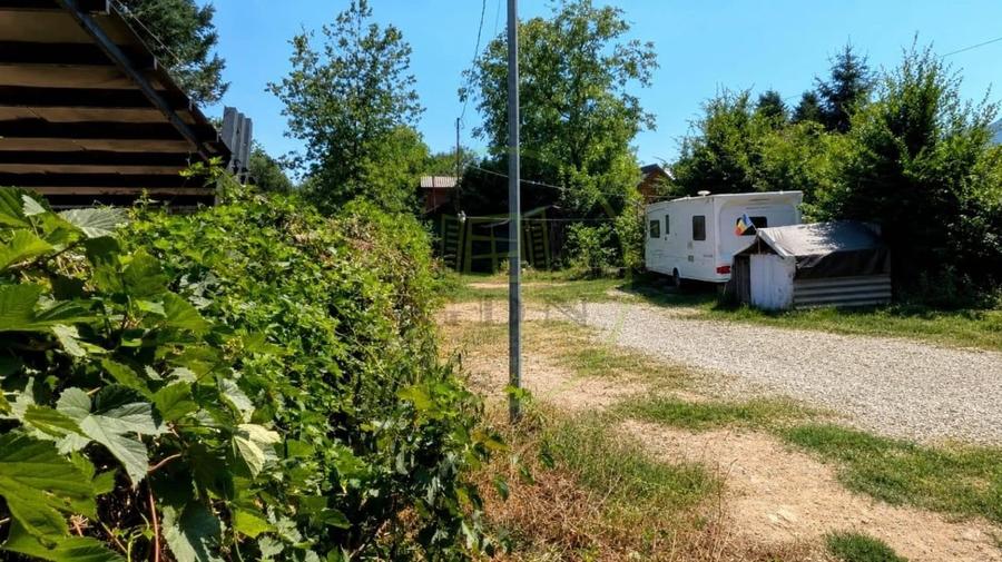 Teren Construcții intravilan de 1093 mp, în Sadu