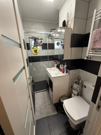 Apartament cu 3 camere decomandat în Zimbru