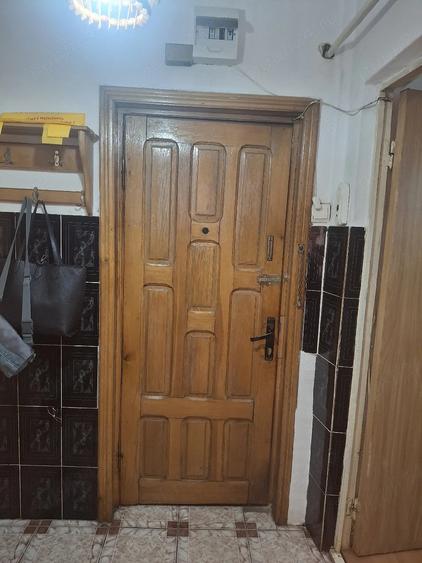 Apartament cu 2 camere semidecomandat în Sud