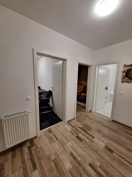 Apartament cu 3 camere decomandat, mobilat în Avantgarden