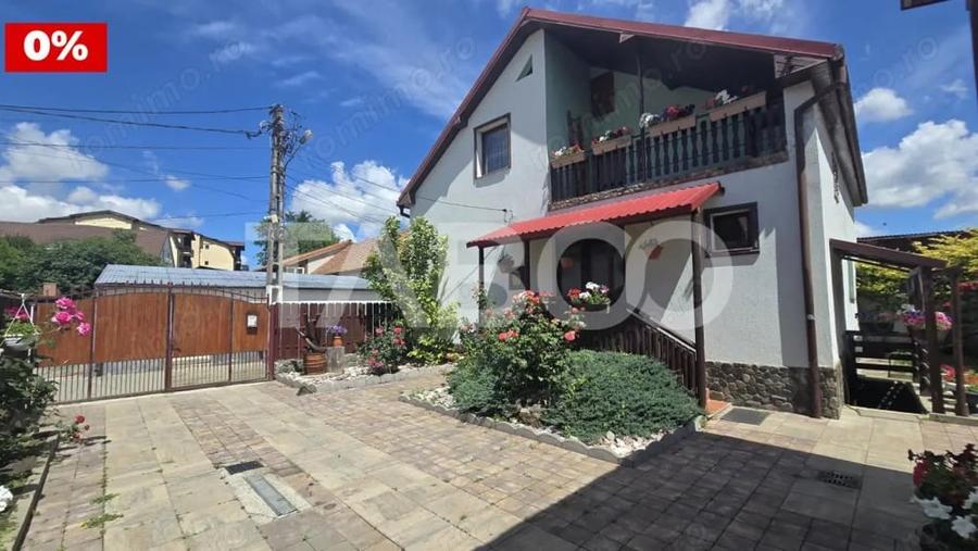 Casă cu 5 camere cu Teren 250 Mp în Central