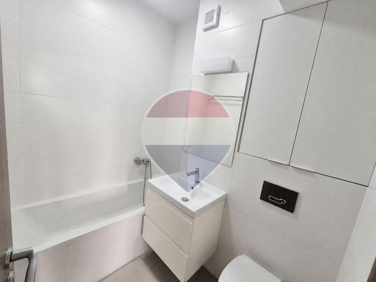 Apartament cu 3 camere decomandat, mobilat în Rahova