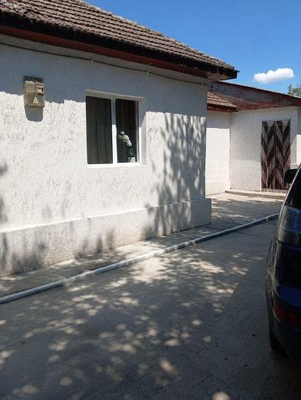 Casă cu 4 camere în Rasova