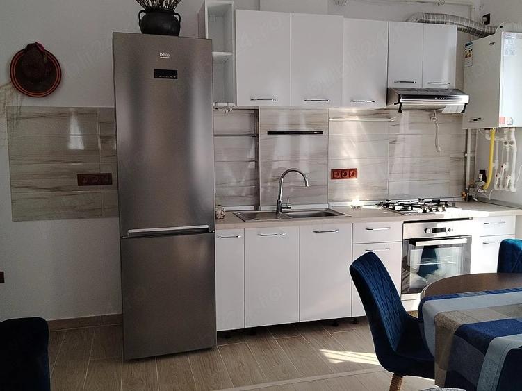 Apartament cu 3 camere decomandat în Șelimbăr