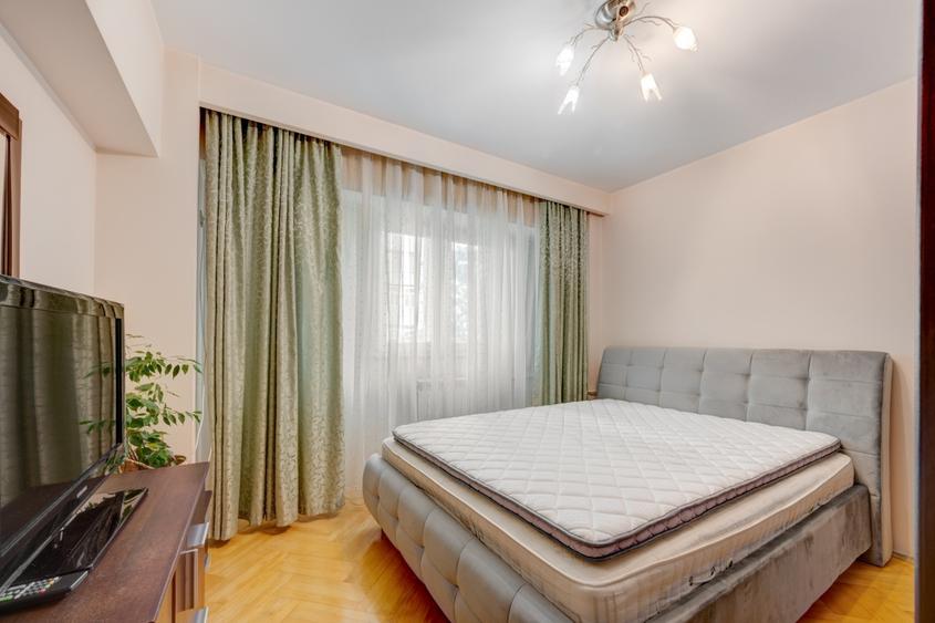Apartament cu 2 camere decomandat, mobilat în P-ța Muncii