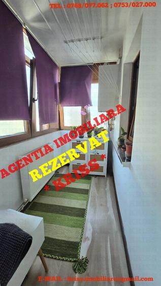 Apartament cu 3 camere decomandat în Popa Șapcă