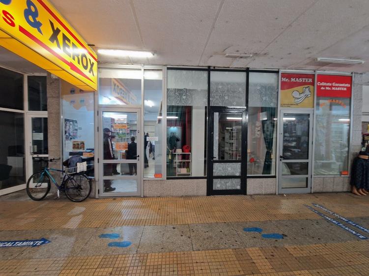 Spațiu comercial, de 120 mp, în Astra