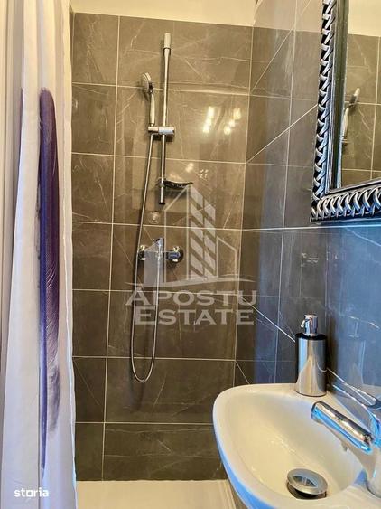 Apartament cu 3 camere semidecomandat în Simion Bărnuțiu
