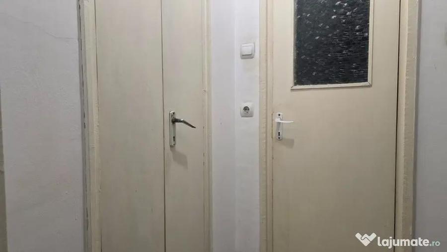 Apartament cu 2 camere semidecomandat în Bălcescu