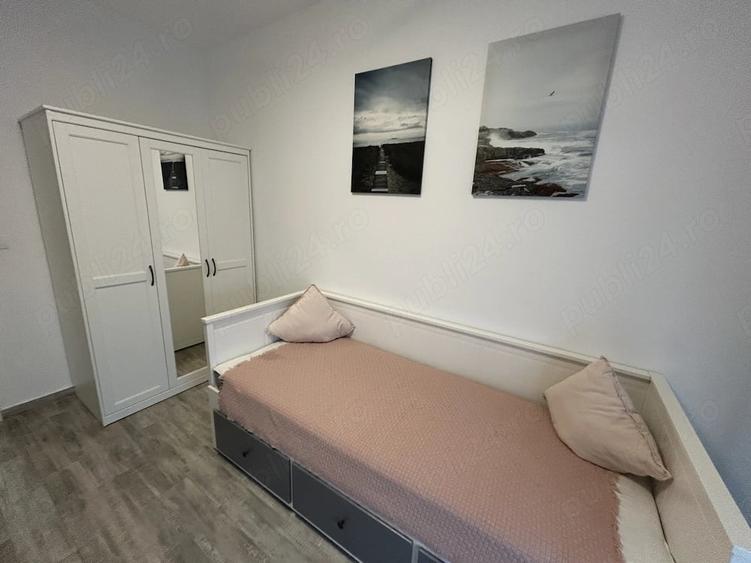 Apartament cu 3 camere semidecomandat în Alfa