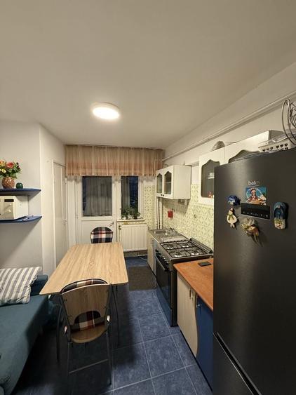 Apartament cu 2 camere decomandat în Radu Negru