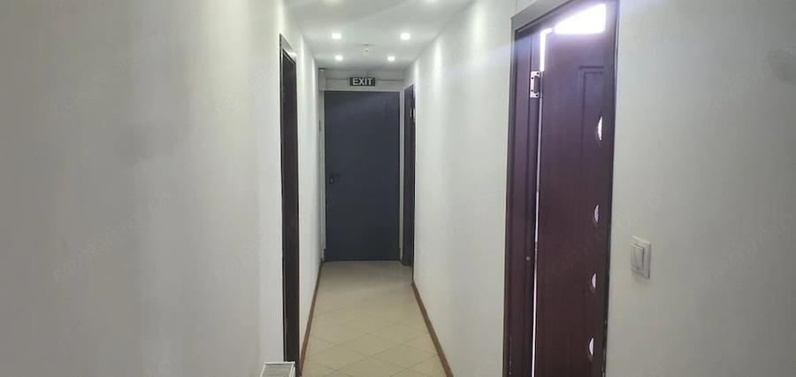 Spațiu comercial, de 1,500 mp, în Călinești