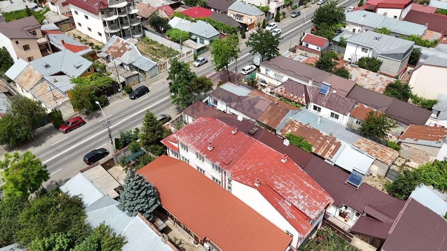 Casă cu 6 camere cu Teren 294 Mp în Gării