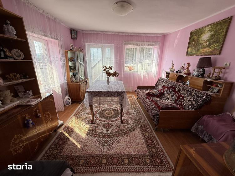 Casă cu 3 camere cu Teren 314 Mp în Central
