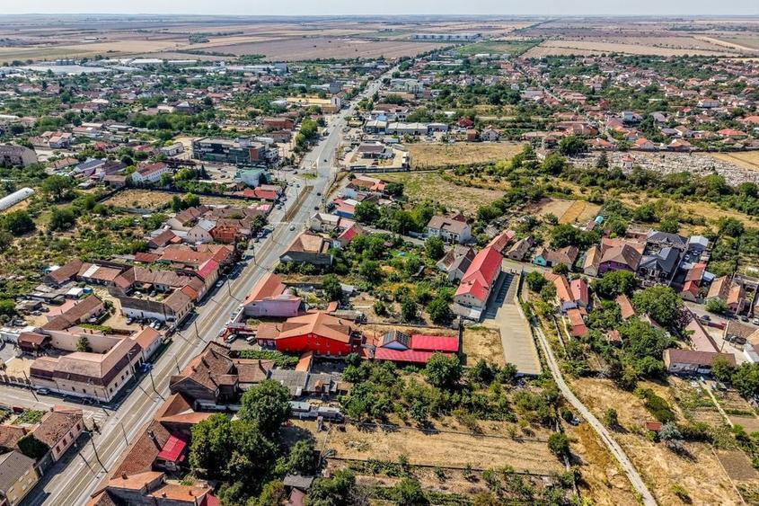 Teren de 1082 mp, în Central