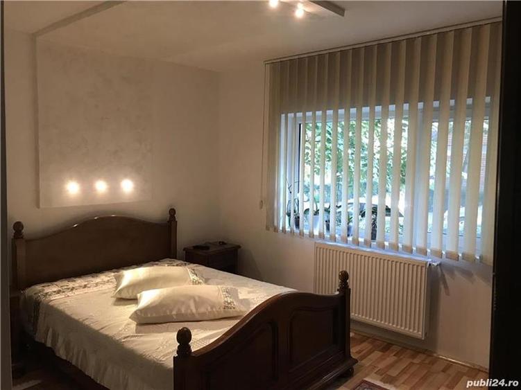 Apartament cu 3 camere decomandat în Aradului