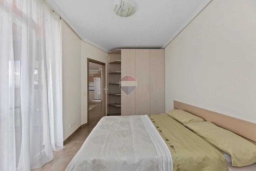 Apartament cu 3 camere semidecomandat în Funcționarilor
