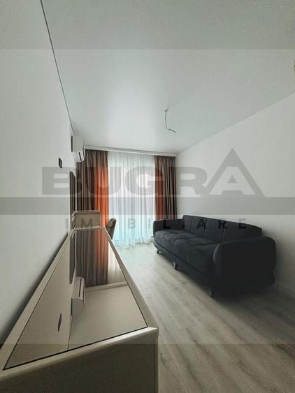 Apartament cu 3 camere semidecomandat, mobilat în Zorilor