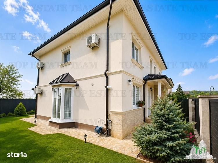 Casă cu 4 camere în Tamași