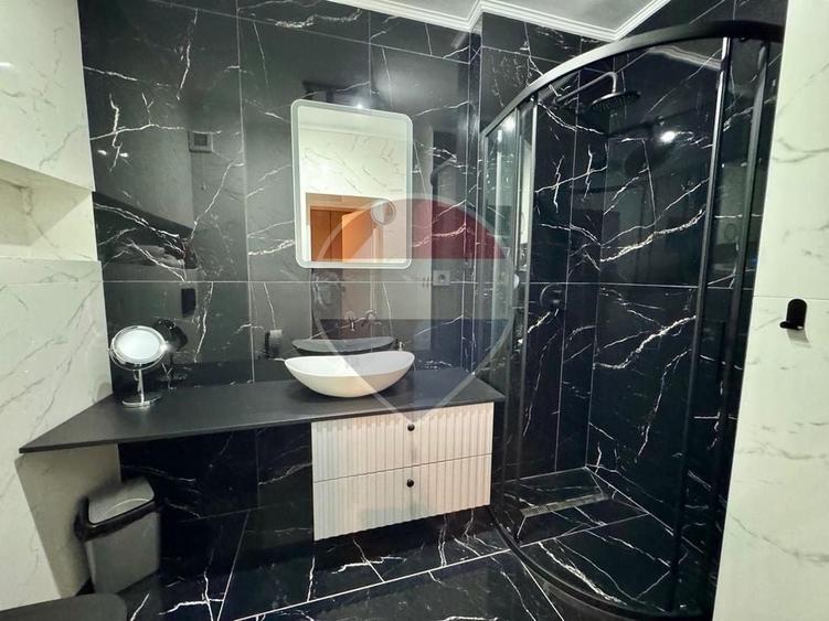 Apartament cu 2 camere semidecomandat, mobilat în Mănăștur