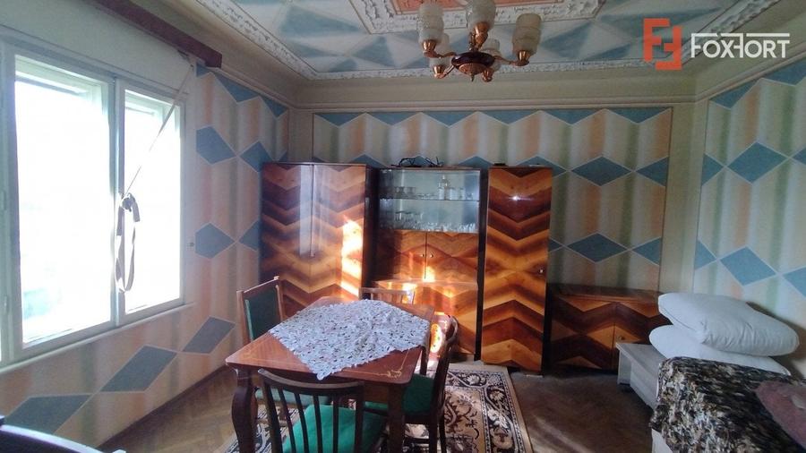 Casă individuală cu 4 camere cu Garaj în Calea Urseni