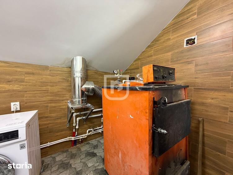 Casă cu 3 camere cu Teren 2000 Mp în Adâncata