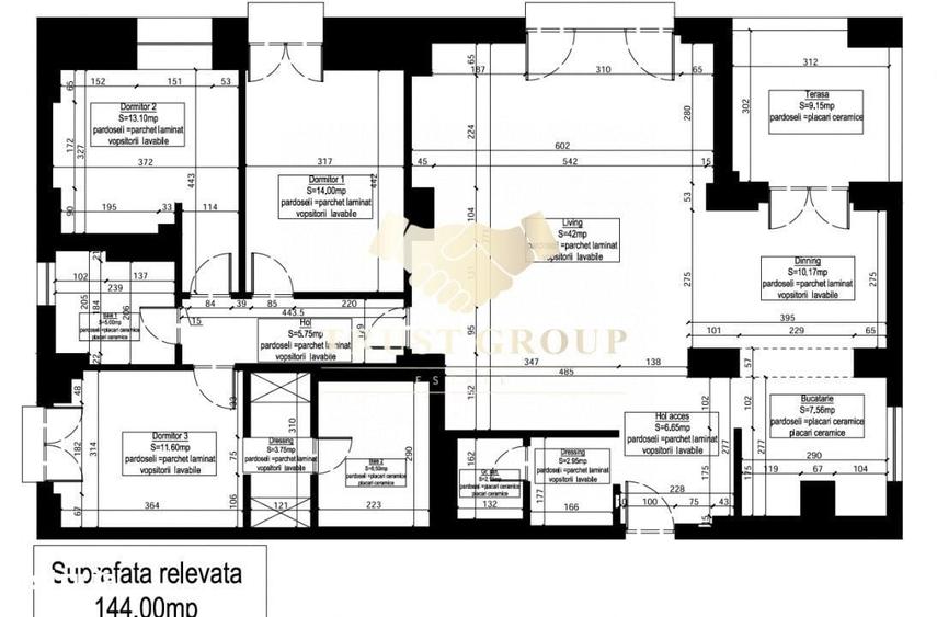 Apartament cu 4 camere decomandat în Central