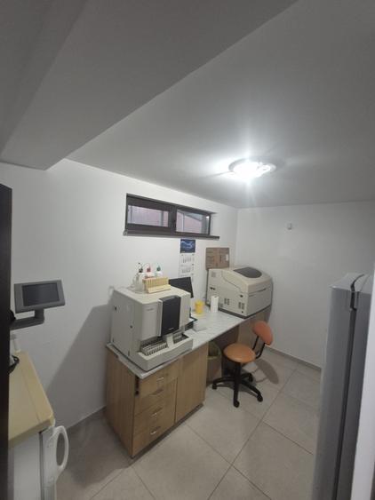 Spațiu comercial, de 100 mp, în Central
