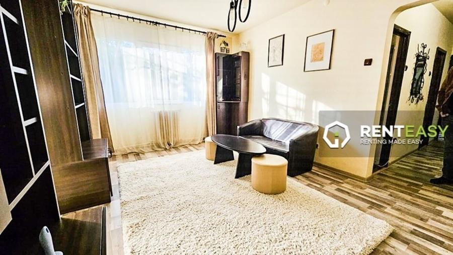 Apartament cu trei camere situat in zona Podu Ros - Cantemir - 1