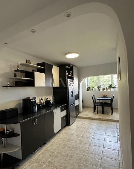 Apartament cu 2 camere decomandat, mobilat în Zorilor