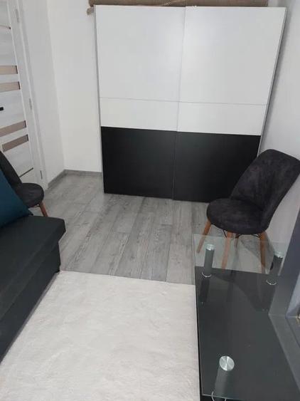 Apartament cu 2 camere, 40 mp, balcon, zona Porii - 7
