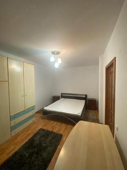 Apartament cu 2 camere decomandat în Exterior Vest