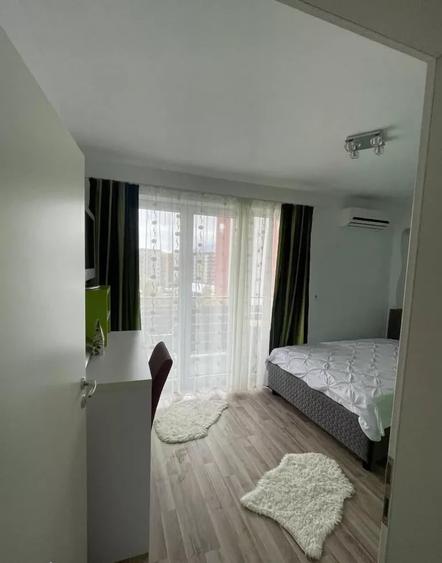 Apartament cu 3 camere decomandat, mobilat în Bartolomeu