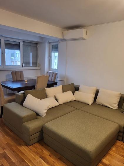 Apartament cu 2 camere semidecomandat în Titan
