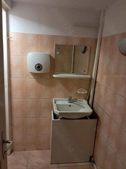 Spațiu comercial, de 70 mp, în Alecu Russo