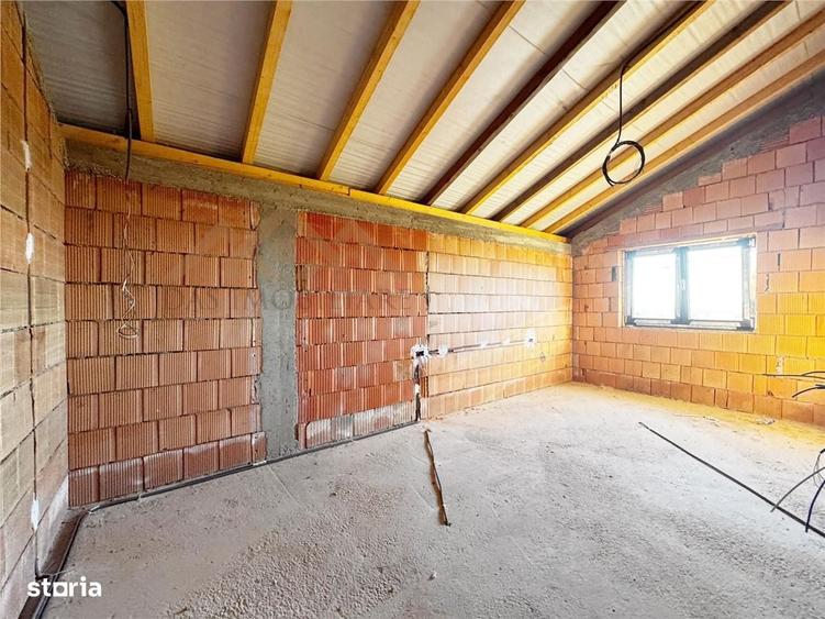 Casă cu 4 camere cu Teren 500 Mp în Tăuții-Măgherăuș