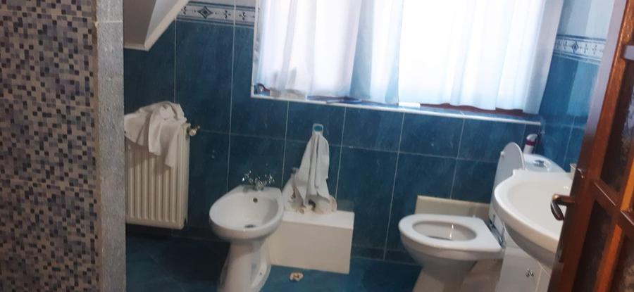 Casă cu 5 camere cu Teren 1800 Mp în Săsar