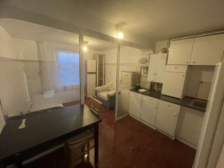 De inchiriat apartament cu 1 camera la casa Utvin - 1