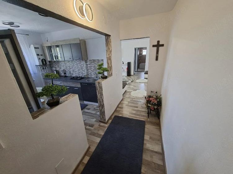 Apartament cu 2 camere decomandat în Sântimbru