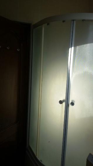 Apartament cu 2 camere nedecomandat în Gruia