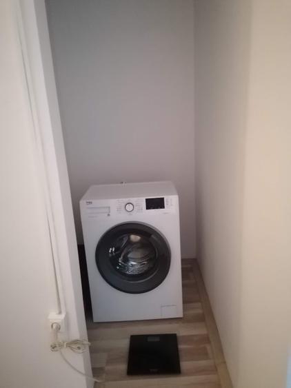 Apartament cu 3 camere decomandat în Tudor