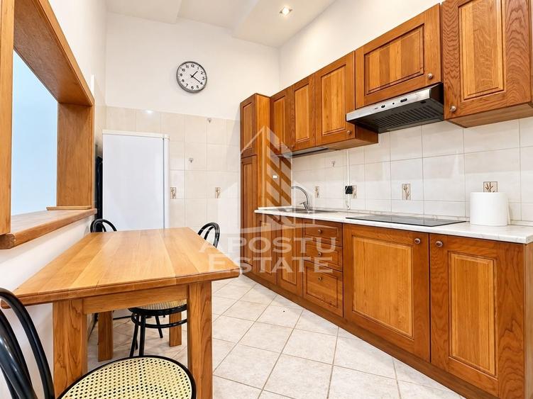 Apartament cu 2 camere decomandat, mobilat în Ultracentral